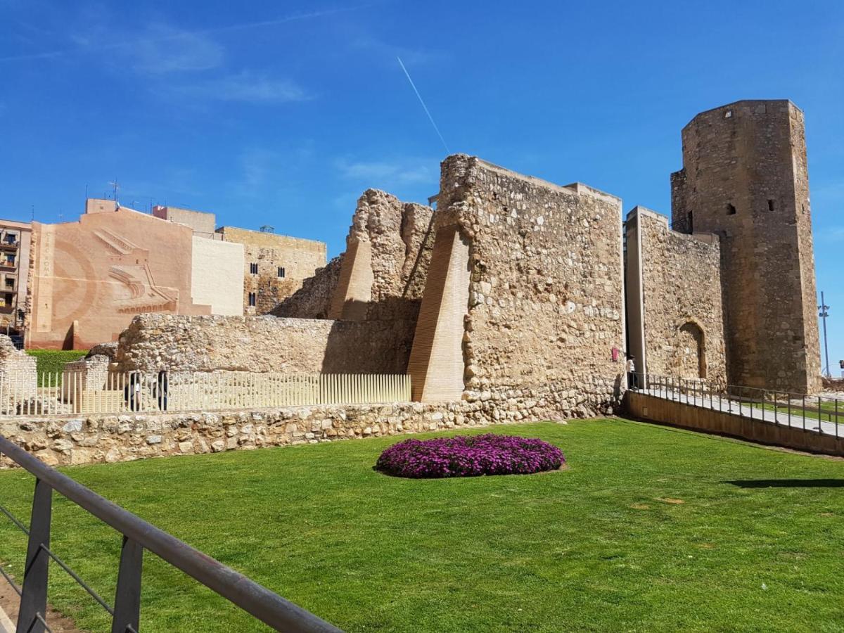 Exceptional Apartment In The Heart Of The City Tarragona Ngoại thất bức ảnh